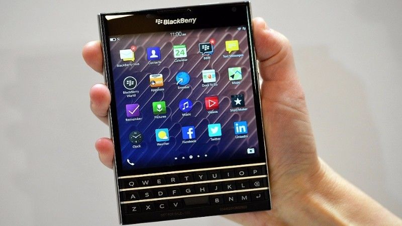 dich-vu-sua-chua-blackberry-passport-va-passport-silver