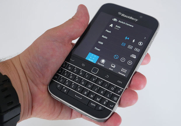 mot-dia-chi-thay-man-hinh-blackberry-q10-uy-tin